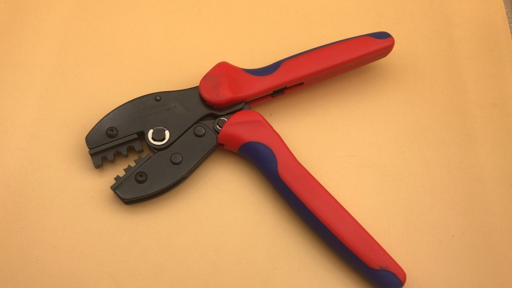 Pince à sertir solaire LY-2546 - Mc4 Crimping Tool avis et prix